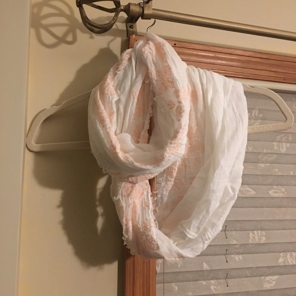 American Eagle Infinity Scarf